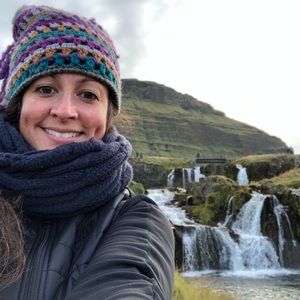 Meet your Posher, Adrienne